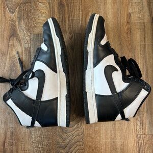 Hightop Nike Panda Dunks